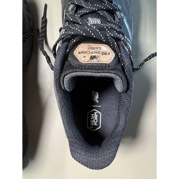 New Balance Women's 9 Fresh Foam Garoe Trail Running Shoe Black Blacktop Seasalt - Picture 8 of 11